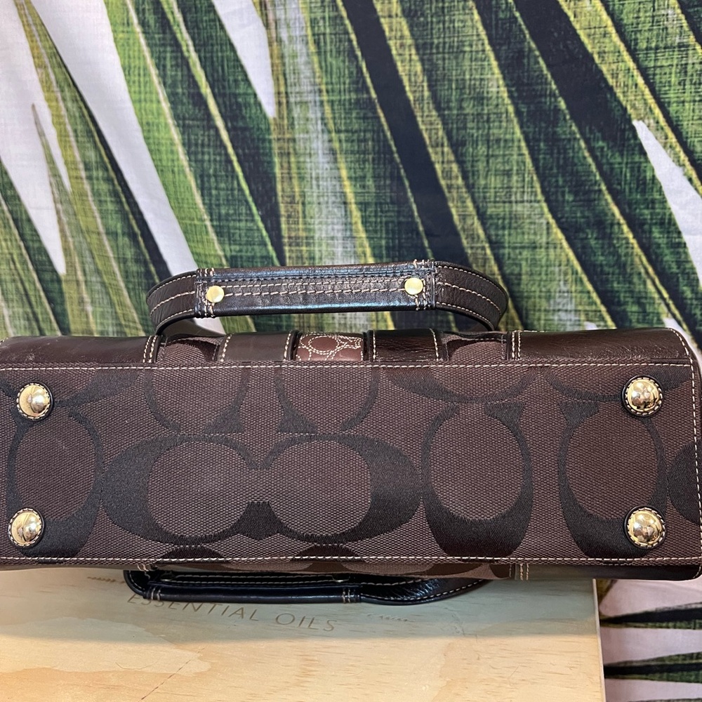 Coach Mini Hampton Signature Tote 👜 🤎✨ - Picture 11 of 12